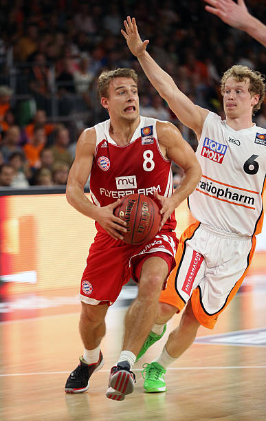 基础设施建 基础设施建