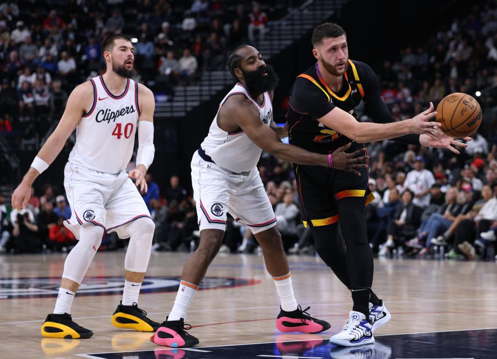 年轻人正越 年轻人正越